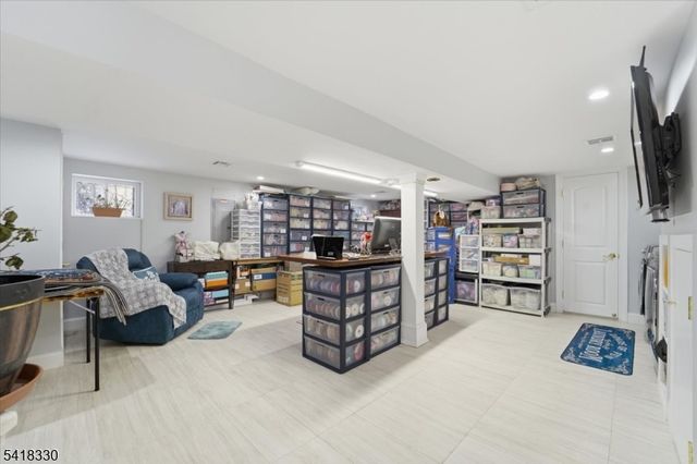 60 Stewart Ave, Kearny Town, NJ 07032