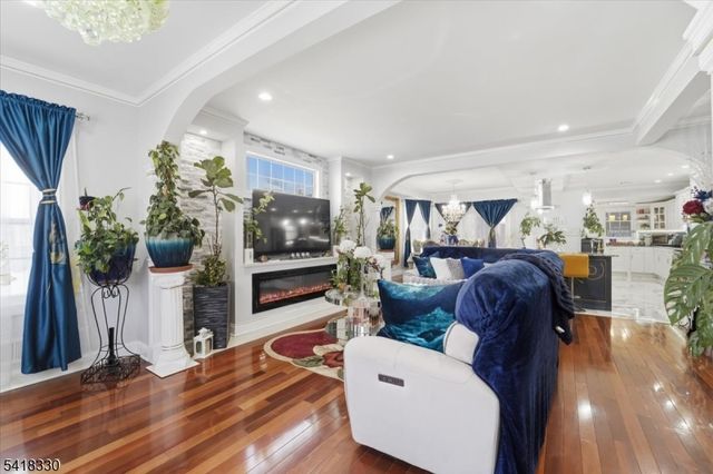 60 Stewart Ave, Kearny Town, NJ 07032