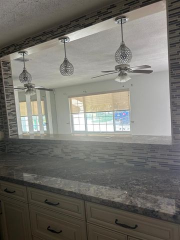 7001 NW 76th Ct, Tamarac, FL 33321