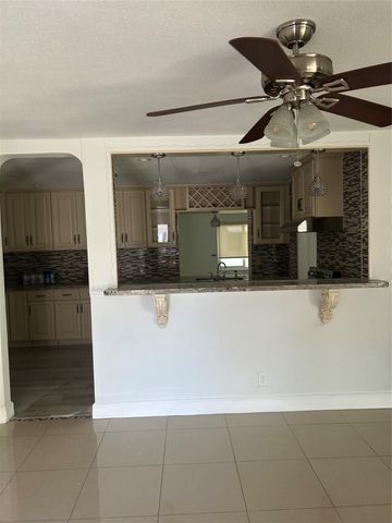 7001 NW 76th Ct, Tamarac, FL 33321