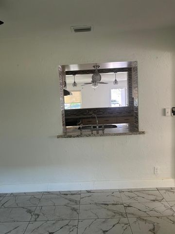 7001 NW 76th Ct, Tamarac, FL 33321