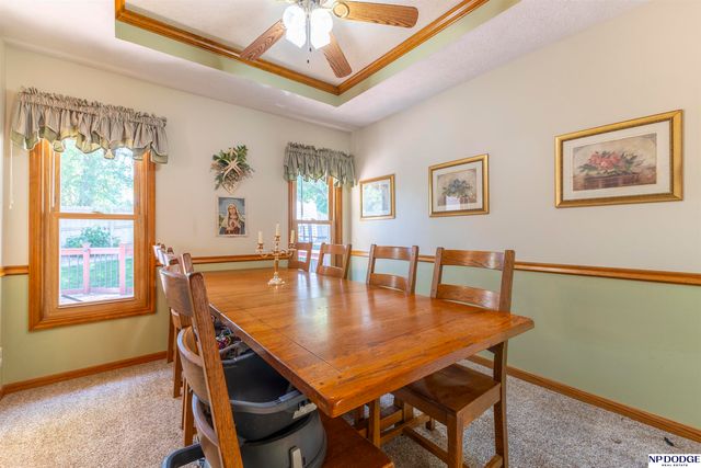 1005 Devon Drive, Papillion, NE 68046