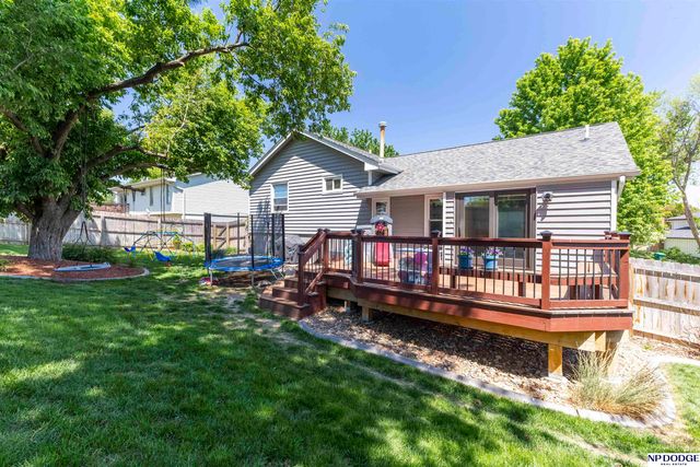 1005 Devon Drive, Papillion, NE 68046