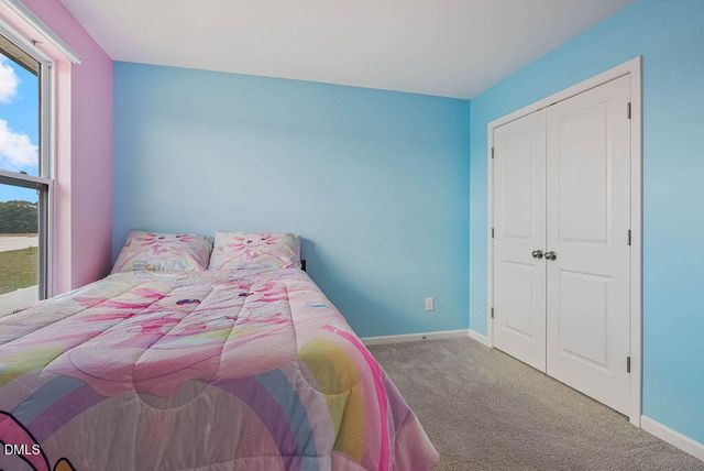 60 Olivia Crossing Court, Four Oaks, NC 27524