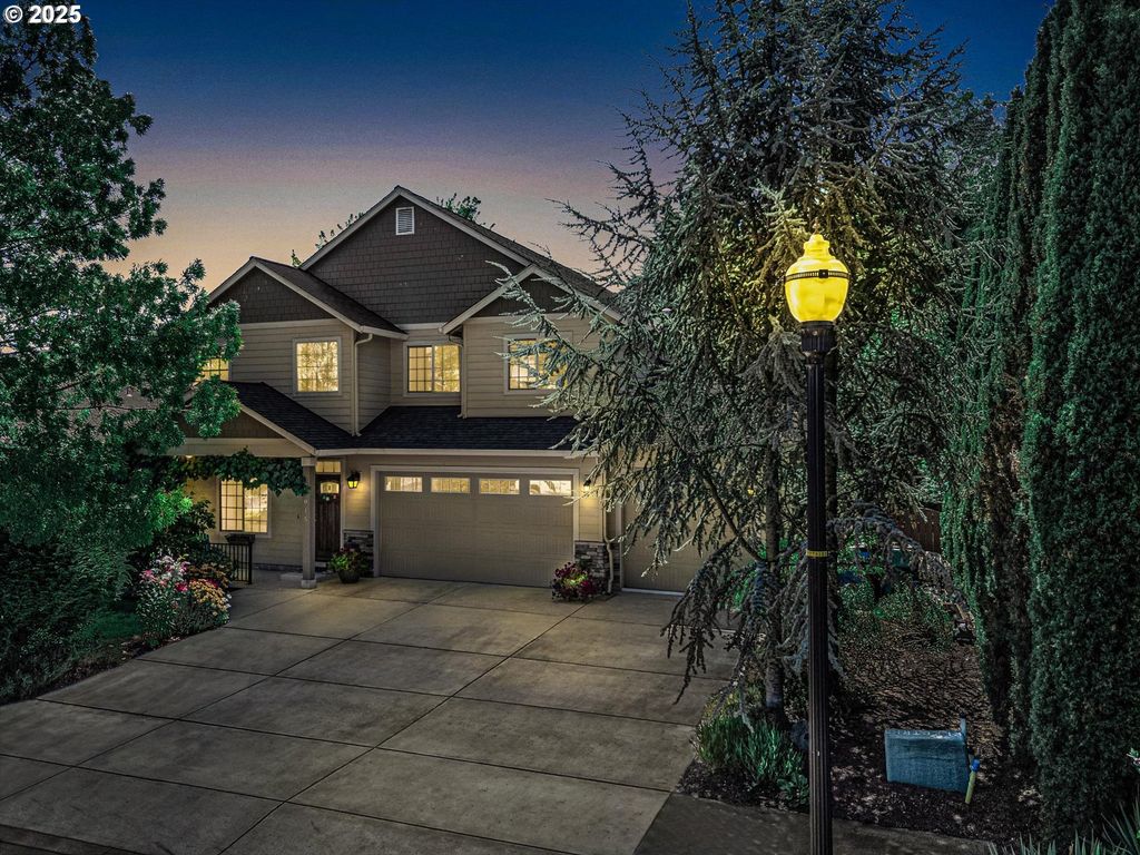 12015 Ne 16TH St, Vancouver, WA 98684
