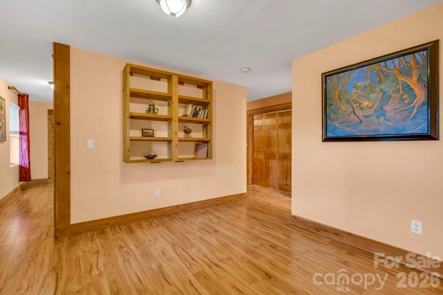 525 Schoolhouse Ridge, Boone, NC 28607