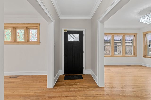 8044 S Harper Avenue, Chicago, IL 60619