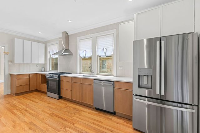 8044 S Harper Avenue, Chicago, IL 60619