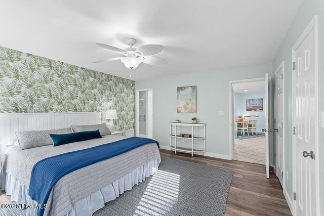 312 Pine Knoll Circle, Atlantic Beach, NC 28512