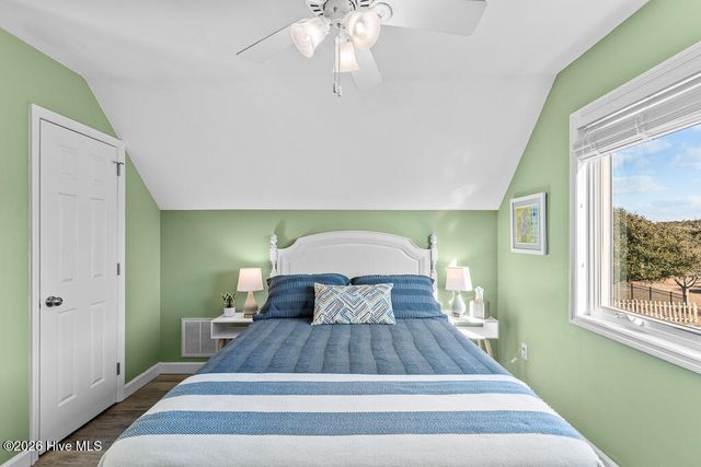 312 Pine Knoll Circle, Atlantic Beach, NC 28512