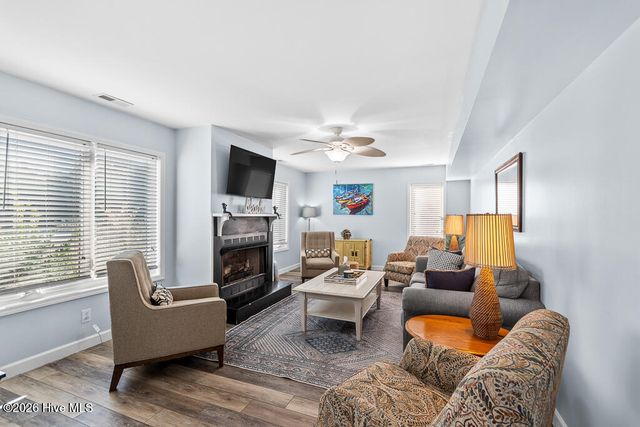 312 Pine Knoll Circle, Atlantic Beach, NC 28512