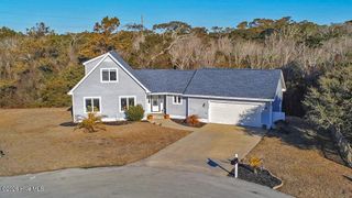 312 Pine Knoll Circle, Atlantic Beach, NC 28512