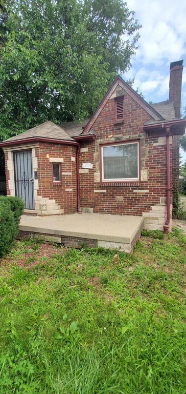 11828 College Street, Detroit, MI 48205