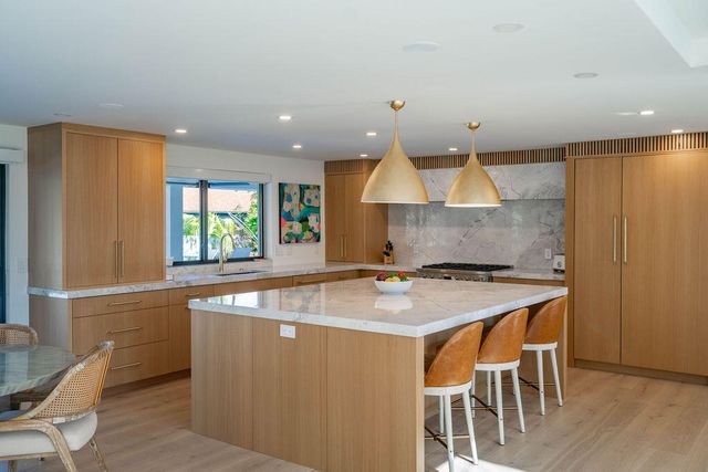 3001 NE 52nd Street, Lighthouse Point, FL 33064