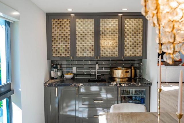 3001 NE 52nd Street, Lighthouse Point, FL 33064