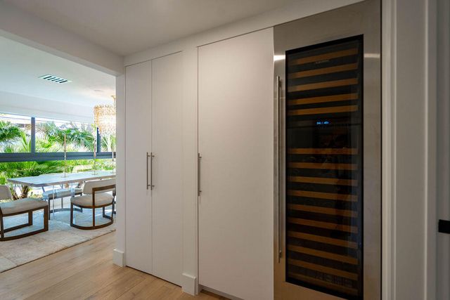 3001 NE 52nd Street, Lighthouse Point, FL 33064