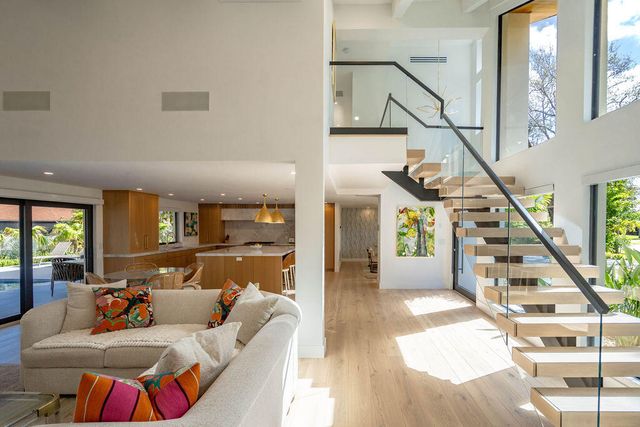 3001 NE 52nd Street, Lighthouse Point, FL 33064