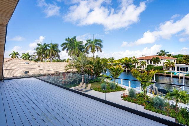 3001 NE 52nd Street, Lighthouse Point, FL 33064