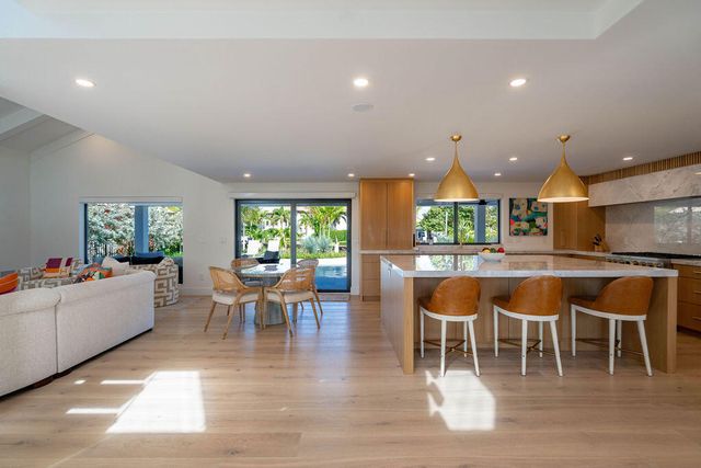 3001 NE 52nd Street, Lighthouse Point, FL 33064