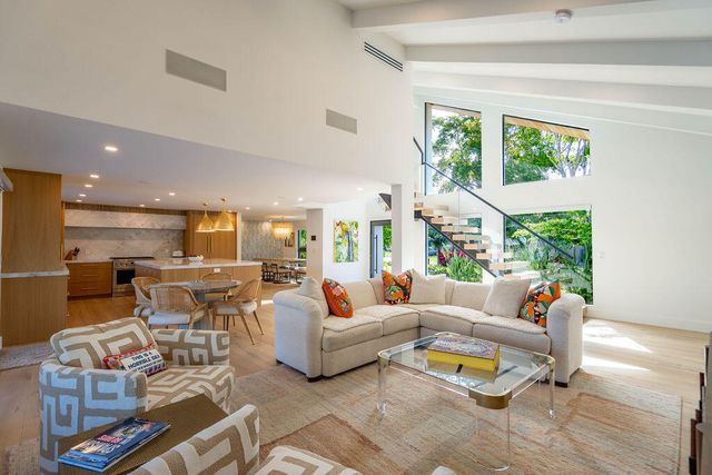 3001 NE 52nd Street, Lighthouse Point, FL 33064