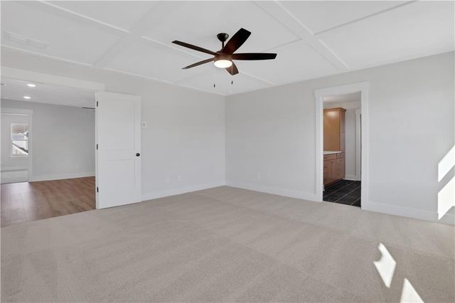 216 Coffee Lane, Hoschton, GA 30548