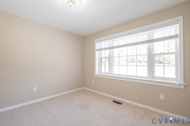 10221 Sauna Dr, Richmond, VA 23236