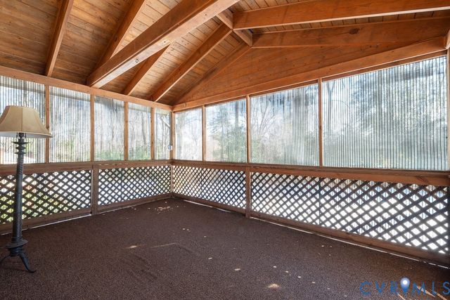 10221 Sauna Dr, Richmond, VA 23236