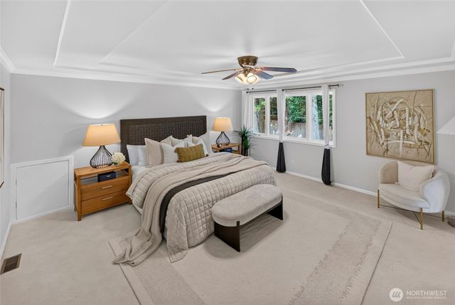 1010 106th Avenue SE, Bellevue, WA 98004