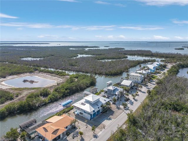4081 GALT ISLAND AVE, St. James City, FL 33956