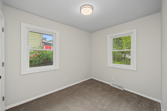 203 Lincoln Street SE, Bondurant, IA 50035