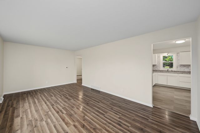 203 Lincoln Street SE, Bondurant, IA 50035