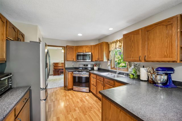 800 SW Kennybrook Drive, Grimes, IA 50111