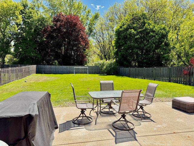 133 Norfolk Lane, Pingree Grove, IL 60140