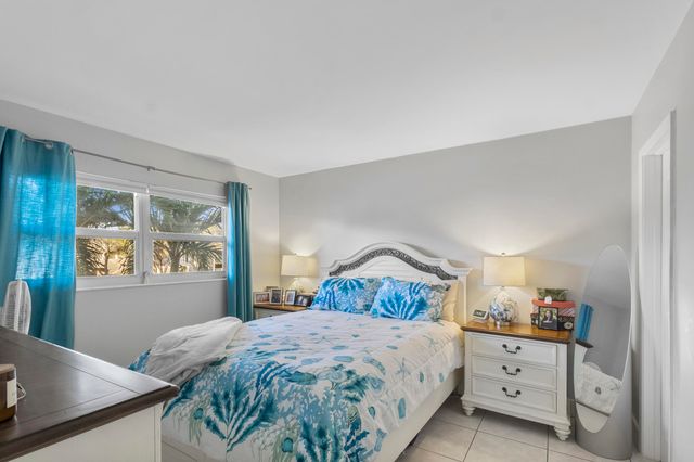 2350 NE 14th St Causeway 209, Pompano Beach, FL 33062