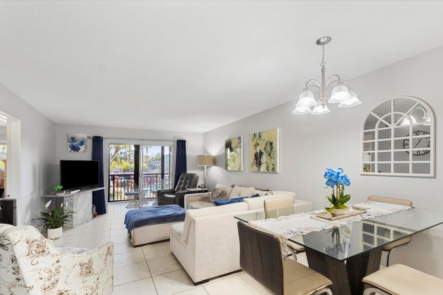 2350 NE 14th St Causeway 209, Pompano Beach, FL 33062