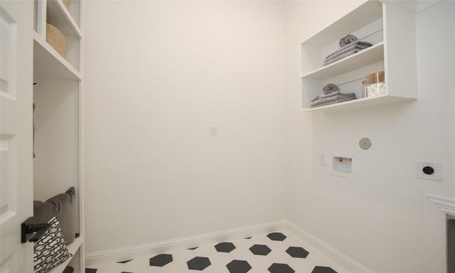 4916 Dickens Landing Drive, League City, TX 77573