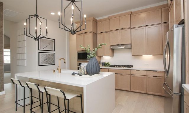 4916 Dickens Landing Drive, League City, TX 77573