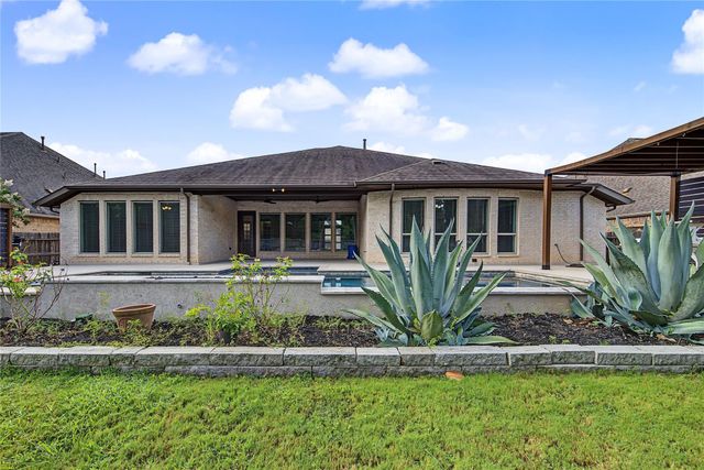30414 Wild Garden Way Court, Fulshear, TX 77441