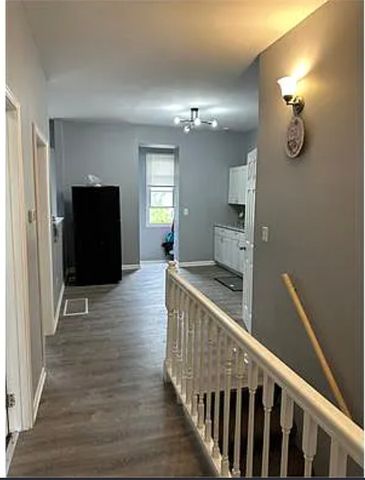 6444 S Eberhart Avenue, Chicago, IL 60637