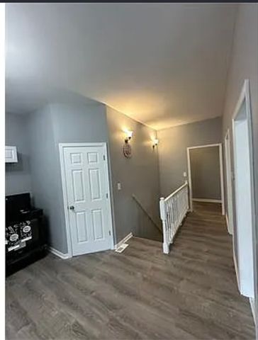 6444 S Eberhart Avenue, Chicago, IL 60637