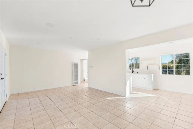 1347 E Avenue R3, Palmdale, CA 93550