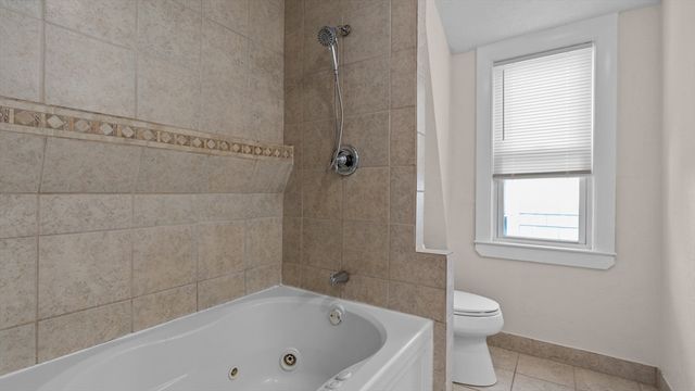 57 Shawmut Ave, New Bedford, MA 02740