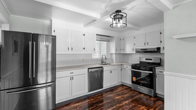 57 Shawmut Ave, New Bedford, MA 02740