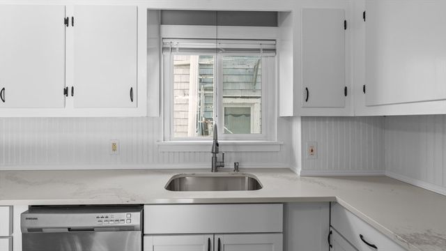 57 Shawmut Ave, New Bedford, MA 02740