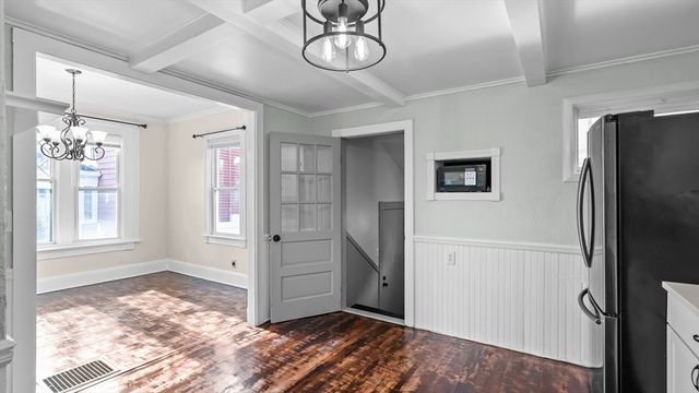 57 Shawmut Ave, New Bedford, MA 02740