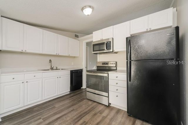 559 MARTIN PLACE BOULEVARD, Apopka, FL 32712