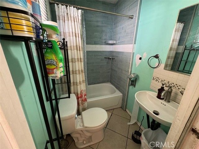 946 W Service, West Covina, CA 91790