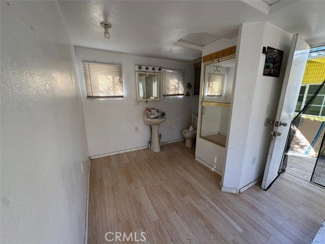 946 W Service, West Covina, CA 91790