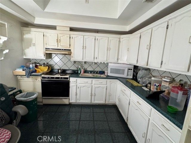 946 W Service, West Covina, CA 91790