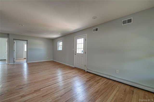 2163 Sunrise Highway, Islip, NY 11751